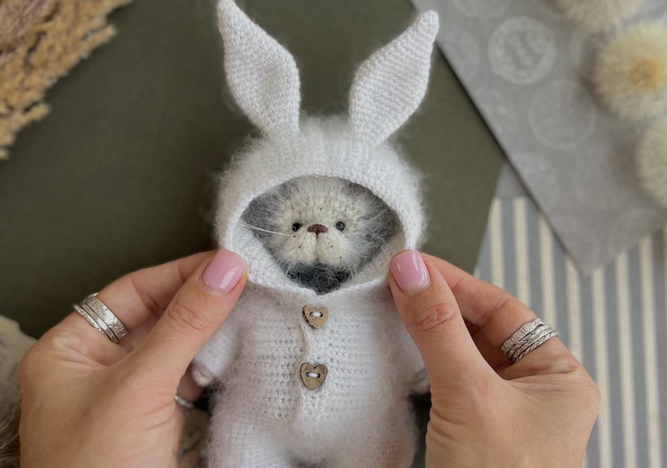 [Анастасия Пономарева] Маленький котенок в комбезе_0.png